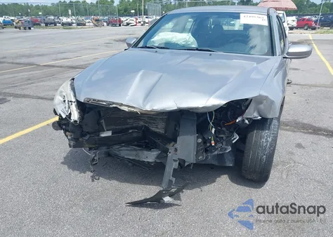 2013 Chrysler 200 Lx из США, поврежденный, VIN 1C3CCBAB4DN646753